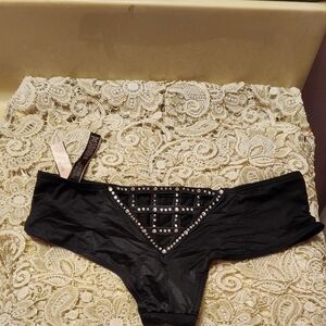 Victoria's Secret Black cage Rhinestone  cheeky panty sz/sx/sx